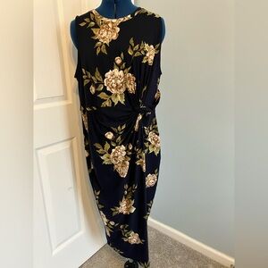 Nine Britton Navy Floral Midi Dress